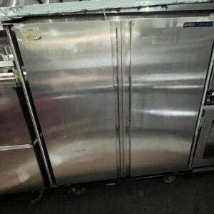 Used Dinex Transport Cabinet